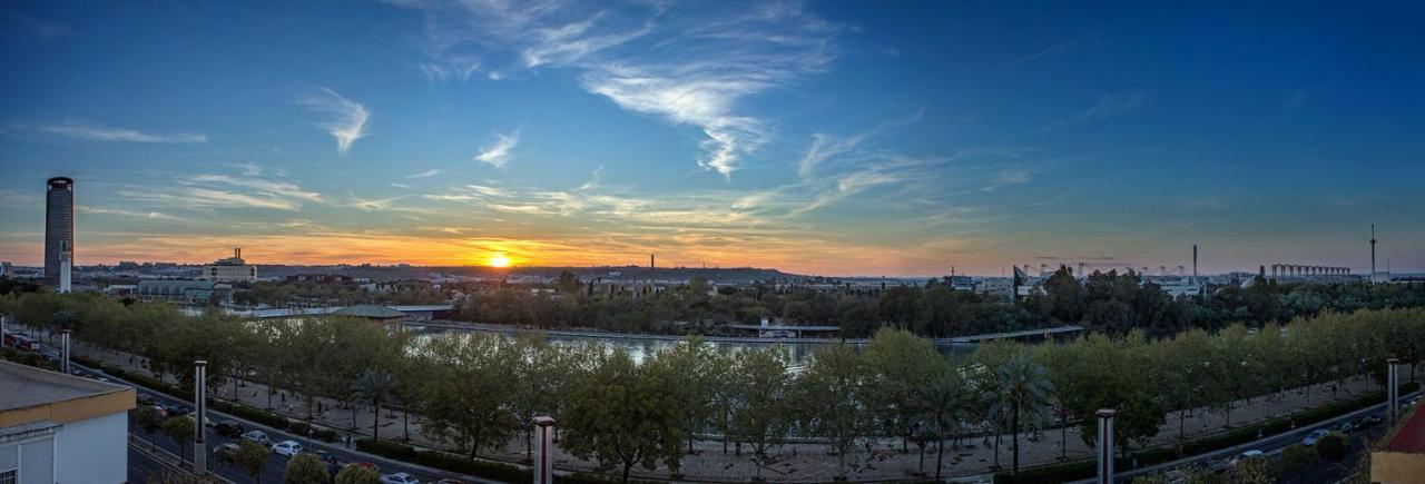Homefeel Cartuja Sevilla Kültér fotó